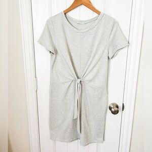 eesome Tie Front Dress Size Small